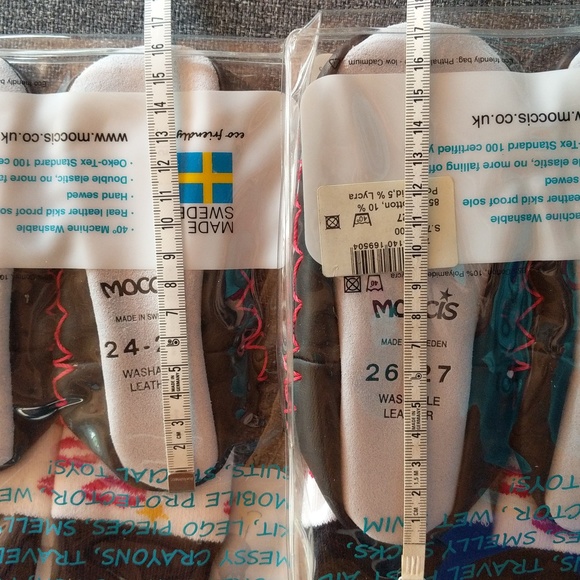 NWT Moccis Kids Shoes / Floor Slippers - Picture 13 of 13